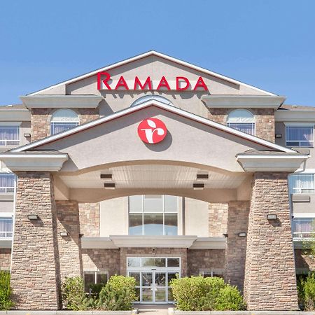 Ramada By Wyndham Brooks Hotel Екстериор снимка